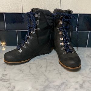 Sorel wedge boots